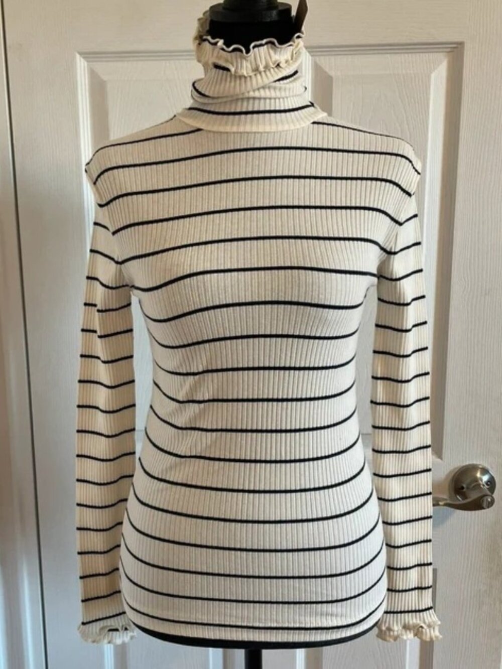 J.Crew Women’s Ivory Striped Ribbed Turtleneck Top XXS NWT
